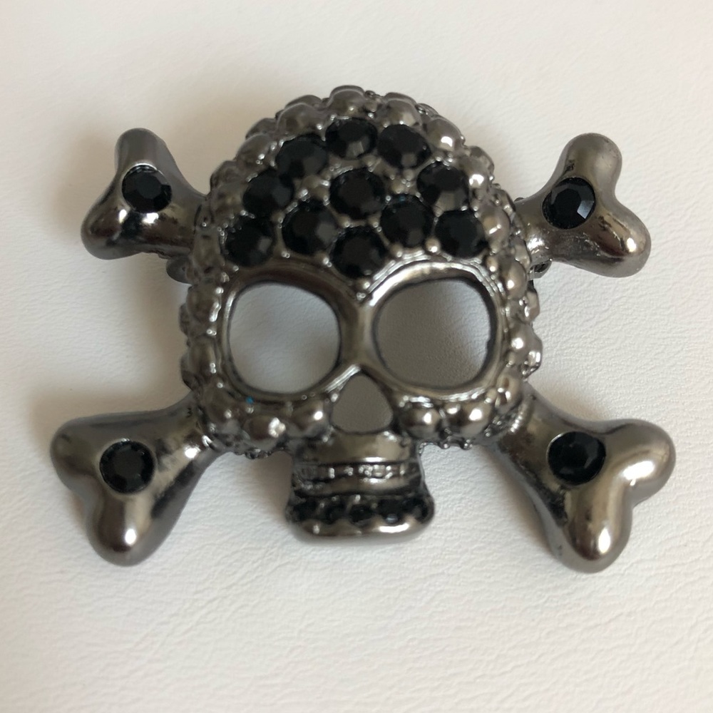 Skull Rhinestone Brooch